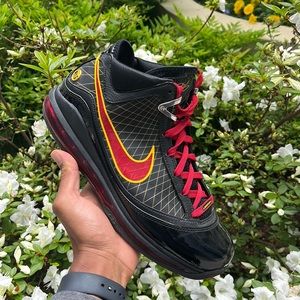 Nike Air Max LeBron 7 “Fairfax”